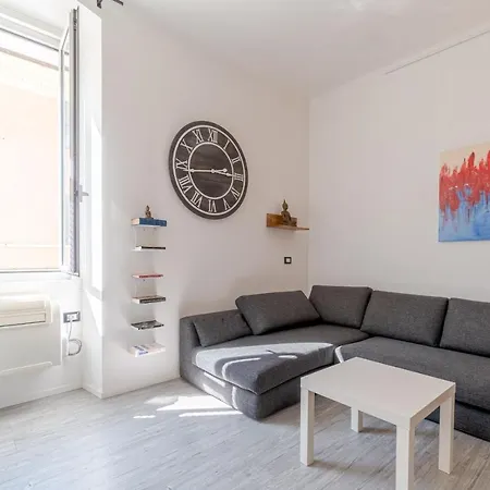 Modern Chic! Mm Brignole Mini Flat *