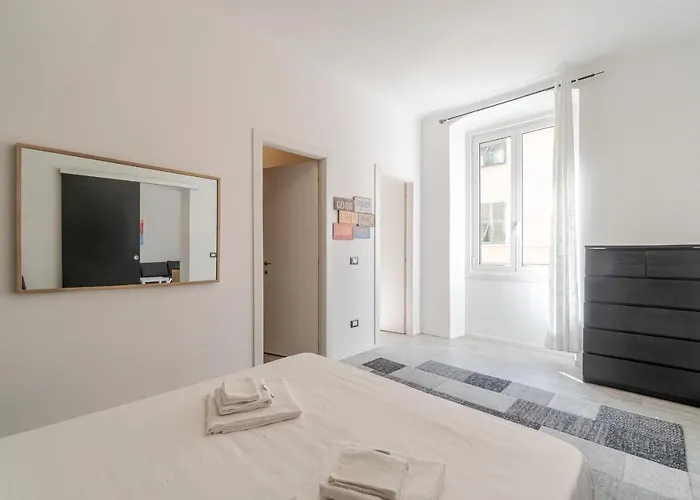 Modern Chic! Mm Brignole Mini Flat Genova