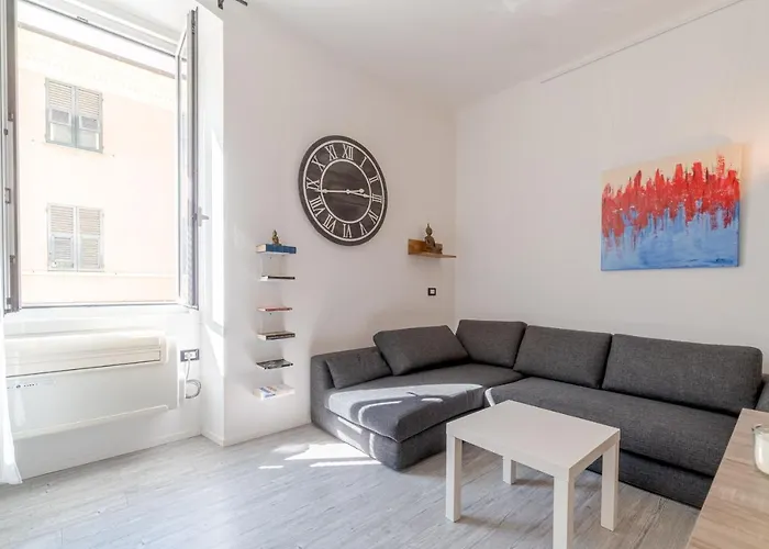 Modern Chic! Mm Brignole Mini Flat *